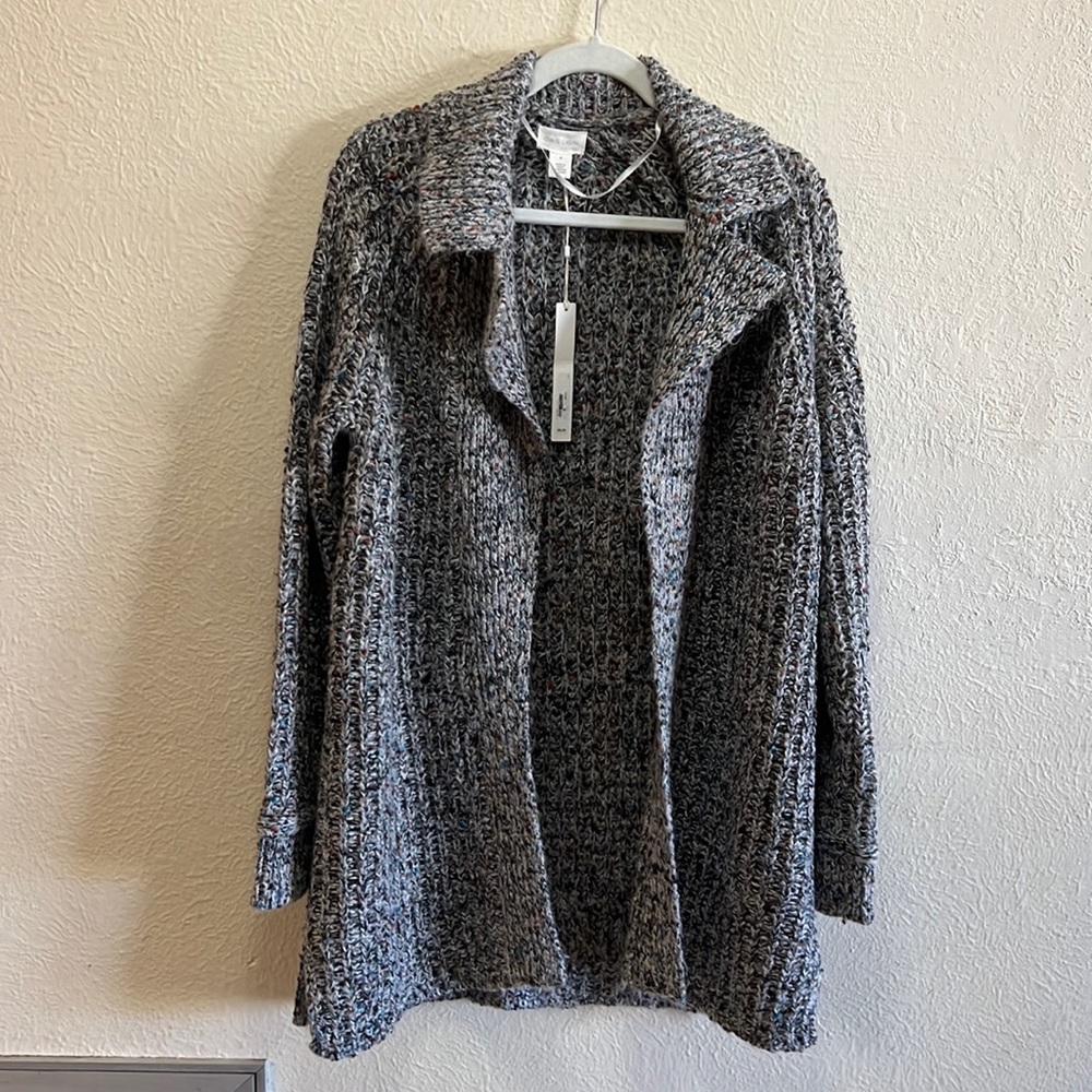 SOLD NWT Caslon sweater Cardigan MSRP 89